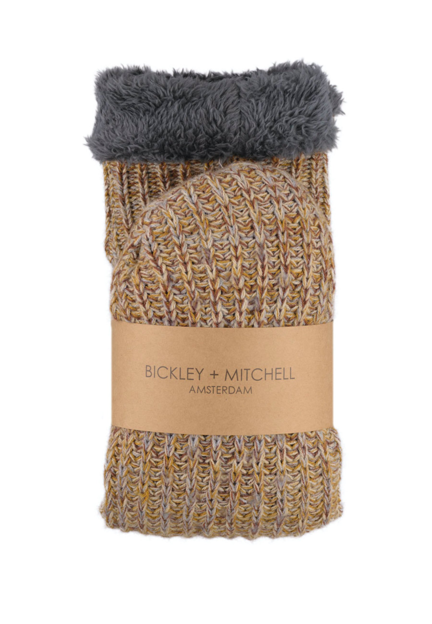 Chunky Knit Twisted Color Slipper Socks