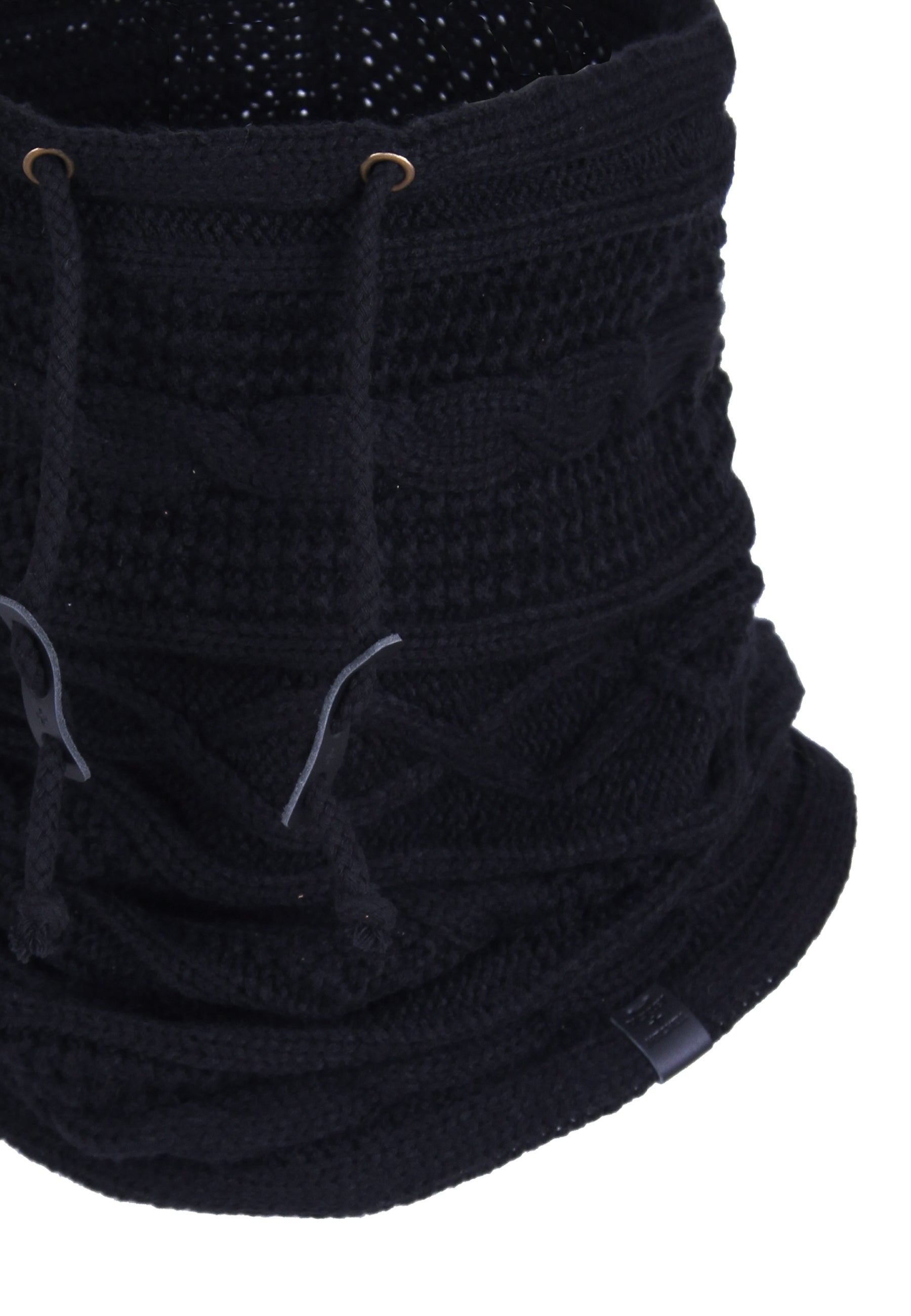 Nordic Cable Knit Neckwarmer