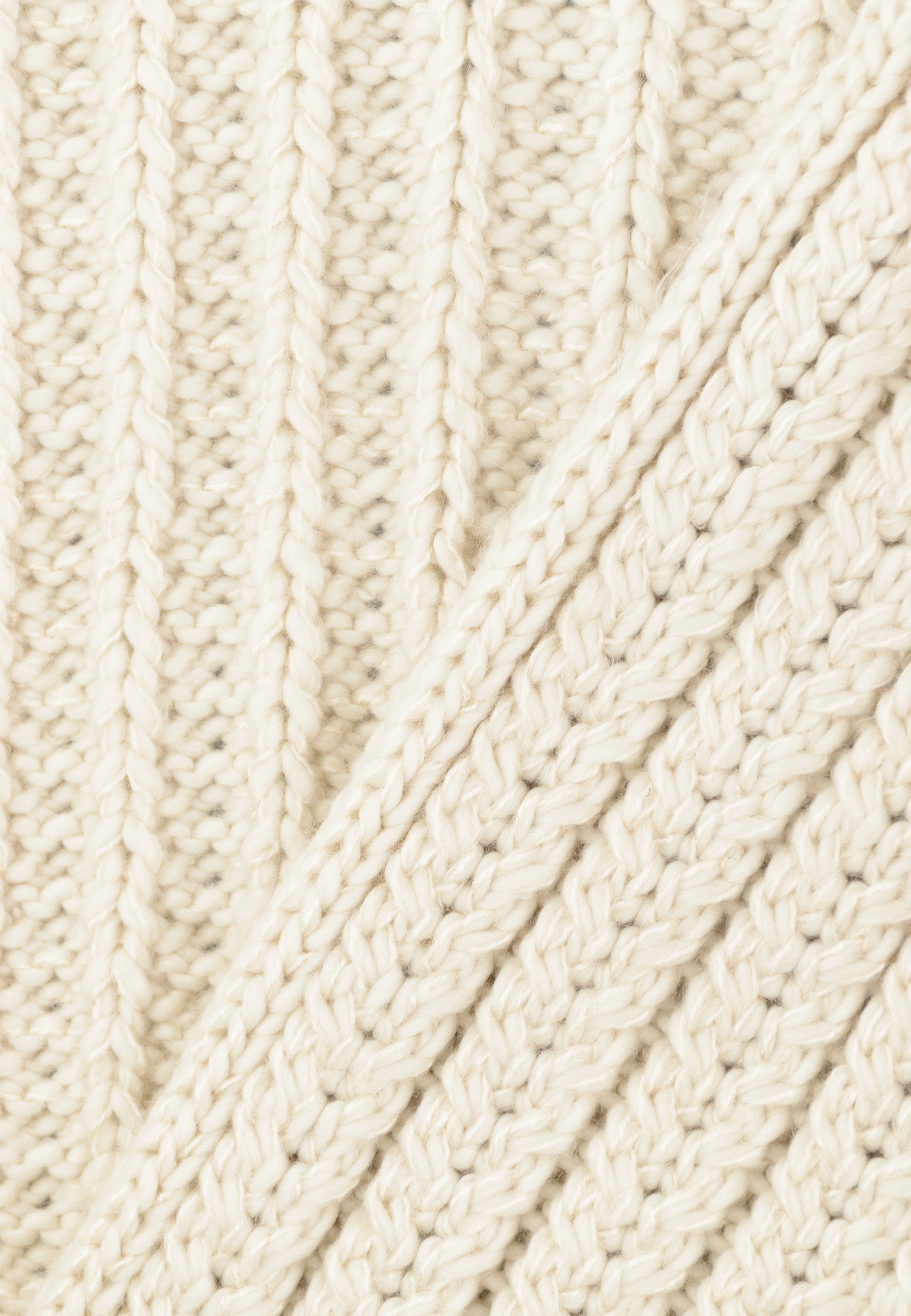 Knit Scarf With Cable Pattern