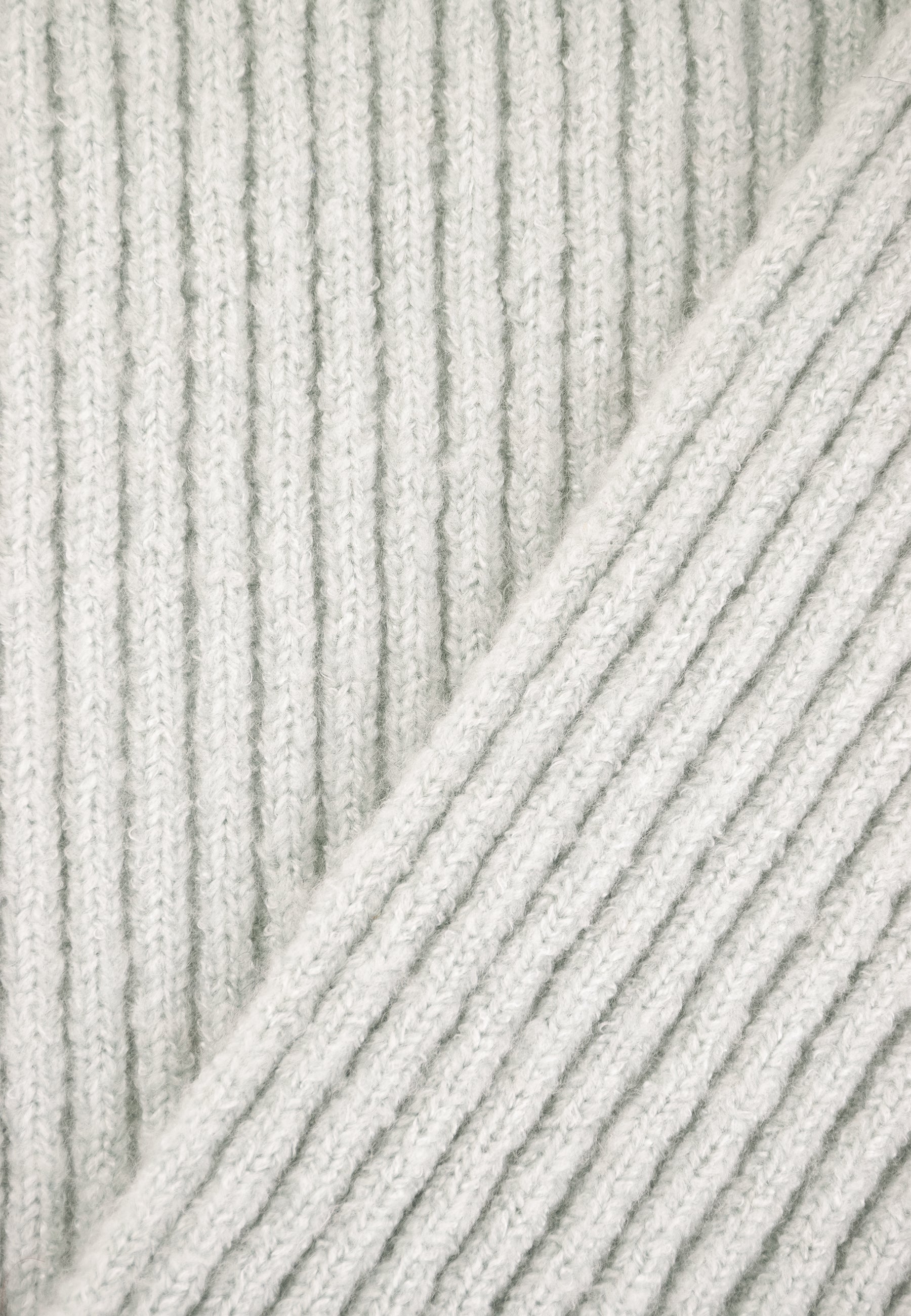 Color Pop Chunky Soft Knit Scarf